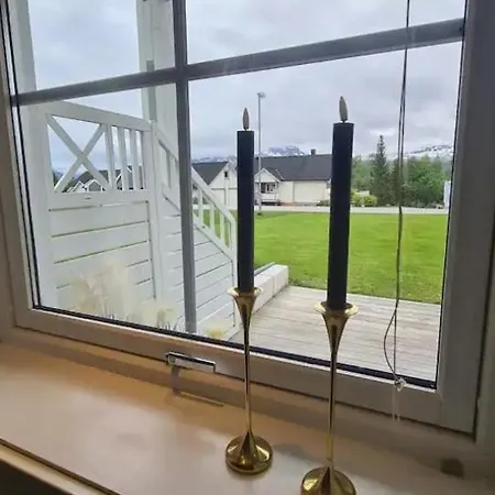 Apartment Sentrumsnaer Sokkelleilighet Bardu